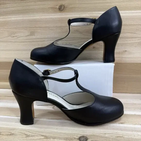 Capezio Closed Toe T-Strap Chorus Black Dance Character Shoes Women's Size 7W - Picture 2 of 13